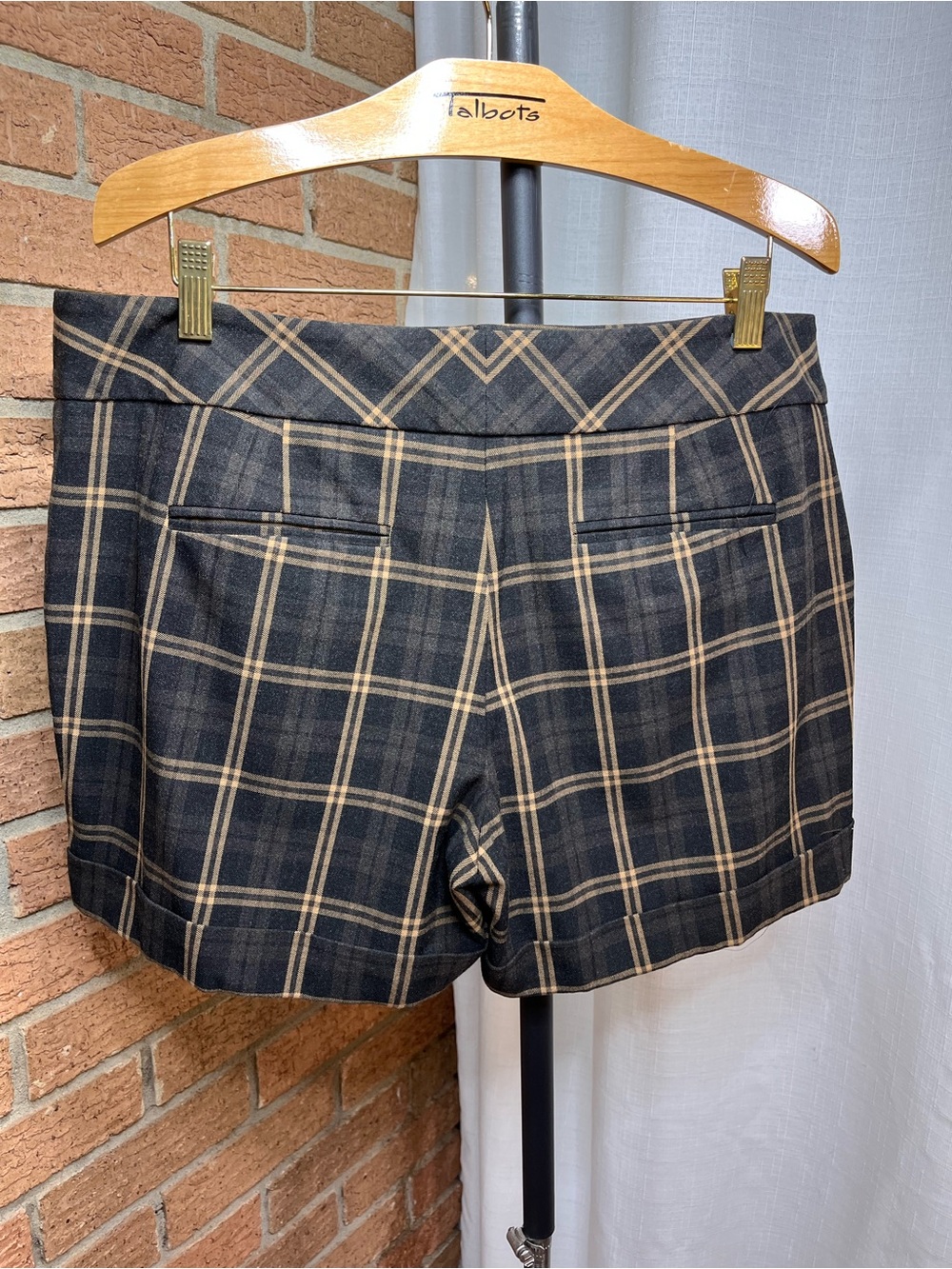 The Limited Cassidy Fit Plaid Tailored Shorts  12 Brown Black Career Preppy - Picture 4 of 4